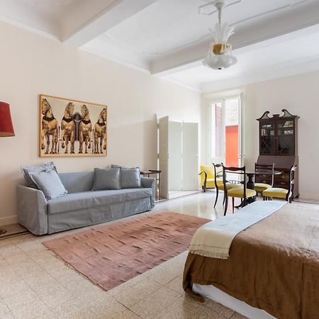 Palazzo Sabbioni Suite Del Conte Elegant Suite In Old Monastery City Center Ferrara Bagian luar foto